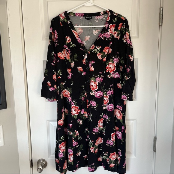 torrid Sleeved Dress - Picture 1 of 4